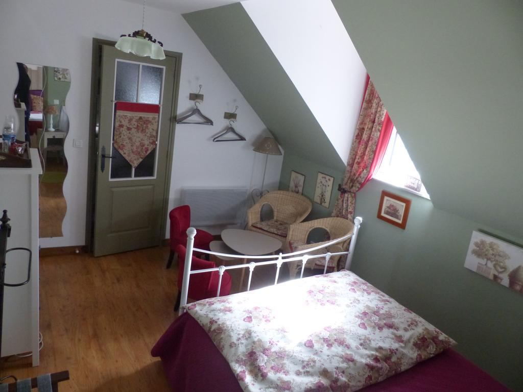 Moulin De La Beraudaie Bed & Breakfast Bohal Екстериор снимка